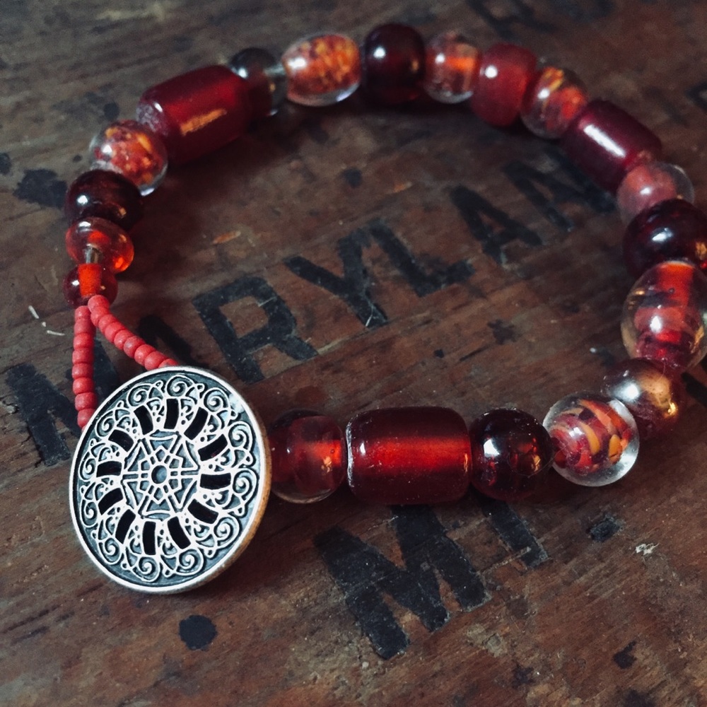 Red glass artisan made beaded button bracelet